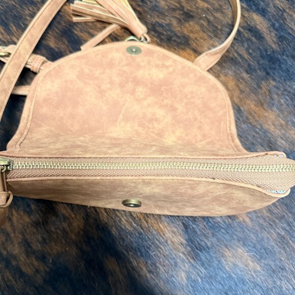 Altar'd State Women's Smalll Brown Suede Fringe Crossbody Bag, OS - Picture 4 of 7